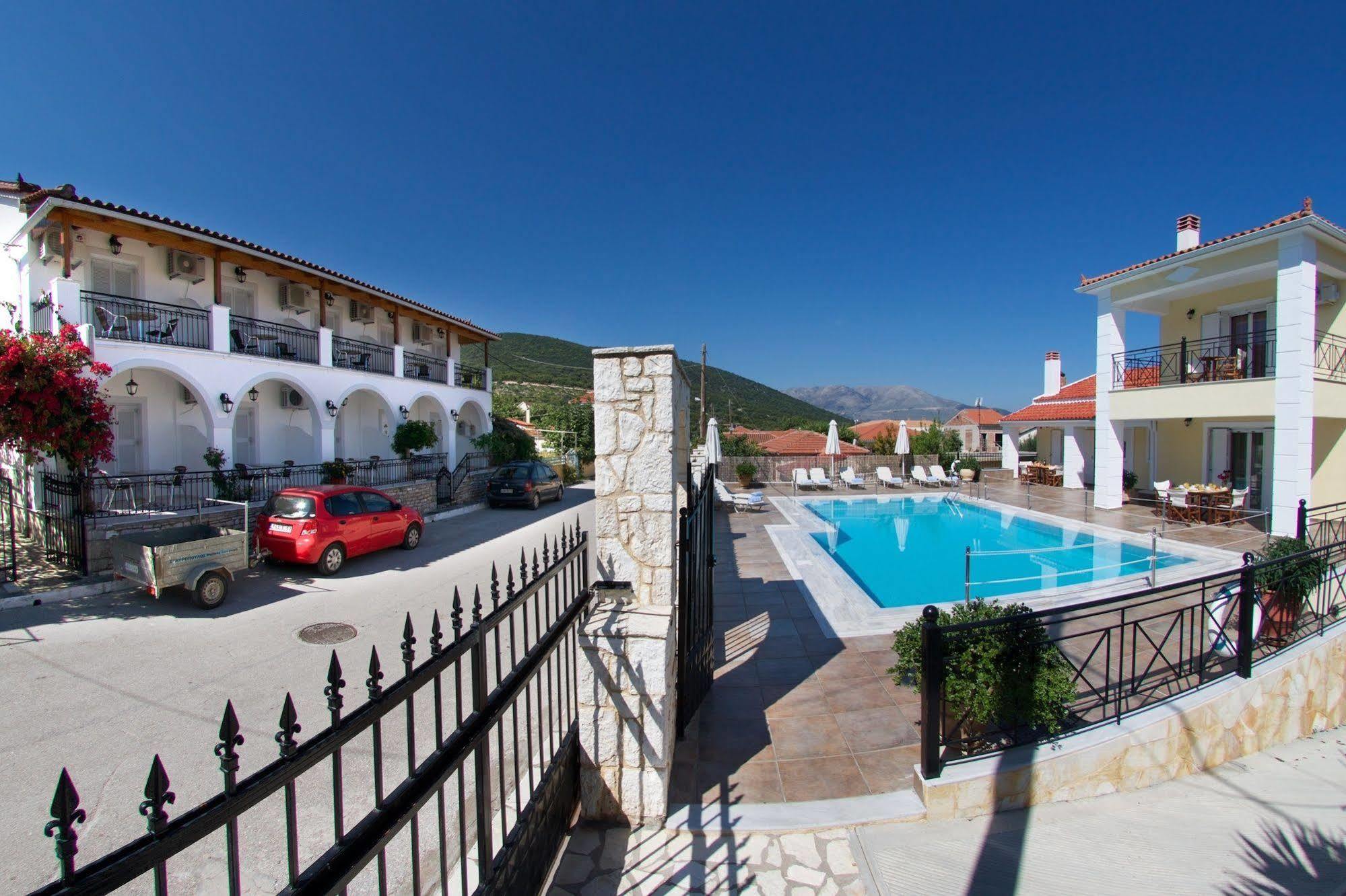 Diamanto Complex Aparthotel Karavomylos Exterior photo