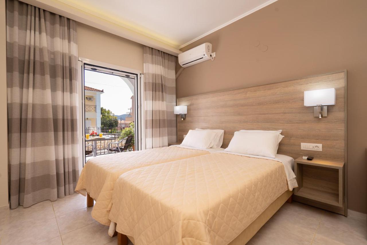 Diamanto Complex Aparthotel Karavomylos Exterior photo